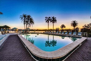 Botó d’imatge sense classificar, 2 de 50