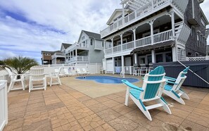 Pool - Dove Ocean - Old Nags Head Place, 350 Yds to Beach, Elevator, Pool, Hot Tub, Outdoor Kitchen (Nags Head)