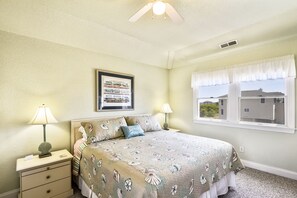 6 bedrooms, iron/ironing board, travel crib, free WiFi