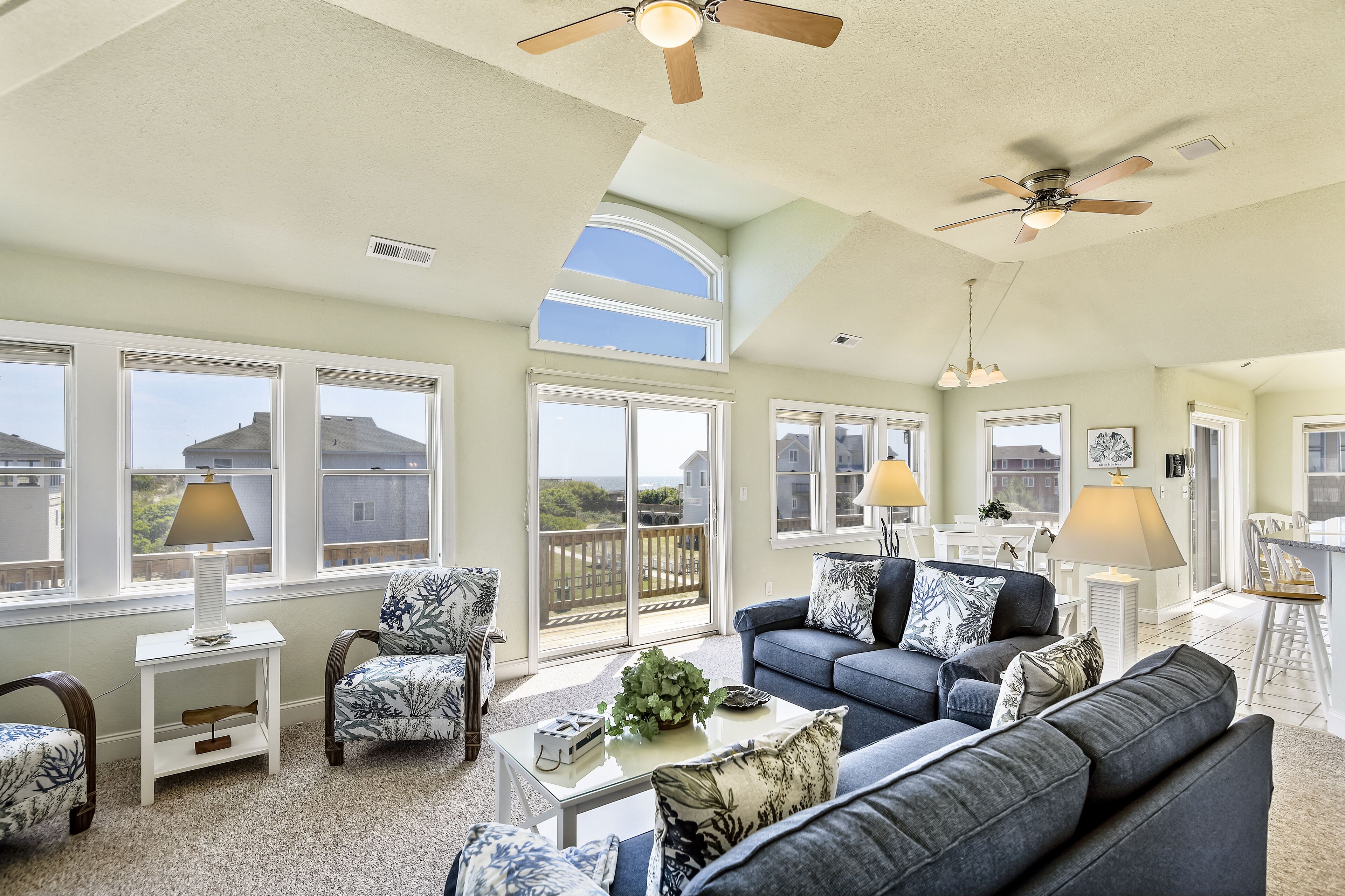 Smart TV, DVD player, stereo