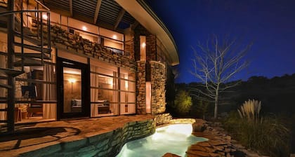 Luxury Escape! The Most Romantic Get-away You Will Experience. 5 Star
