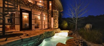 Luxury Escape! The Most Romantic Get-away You Will Experience. 5 Star