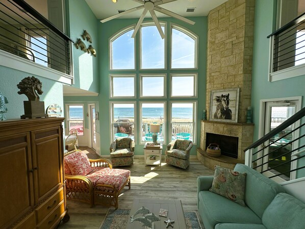 Televisor, reproductor de DVD i videoteca