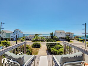 Property grounds - Windward - Ocean Views & Pets Welcome! (Surf City)
