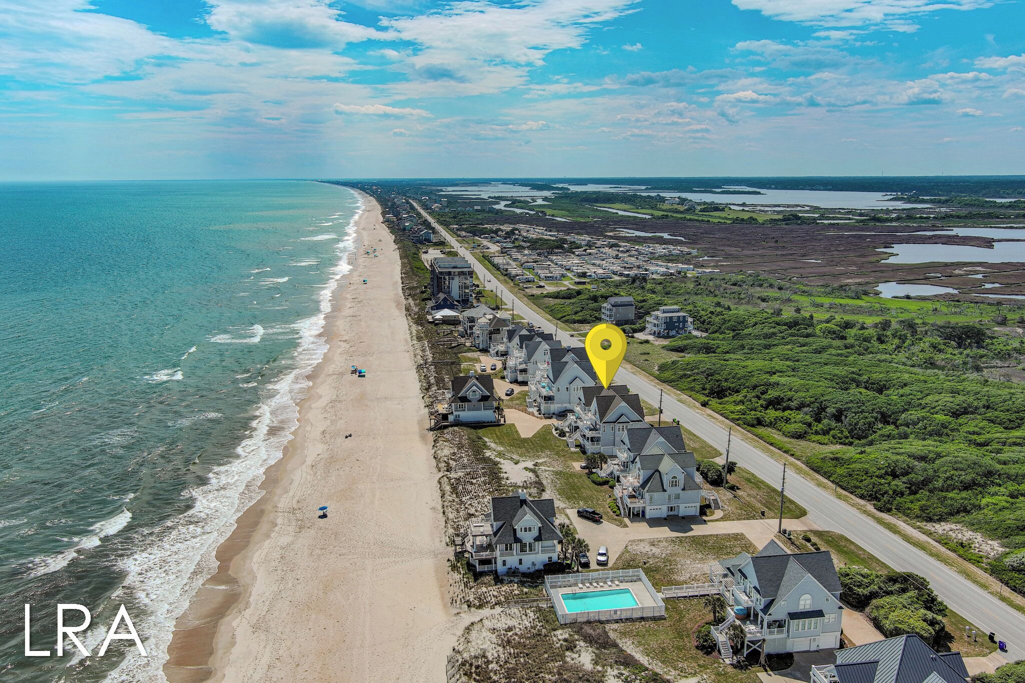 بالقرب من الشاطئ