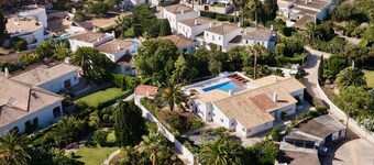 Charming Villa with Heated Pool & Large Garden near Sandy Beach, Hiking and Golf