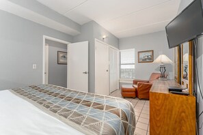1 bedroom, iron/ironing board, Internet, bed sheets