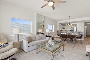 TV - Gulf Dunes 617: Sand Dollar Daze - Marvelous 3 bed, 3 bath unit! A must see! (Fort Walton Beach)