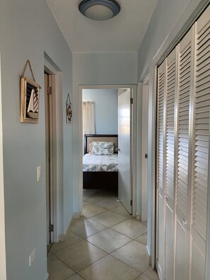 Interior - Tropical Hideout (noord)