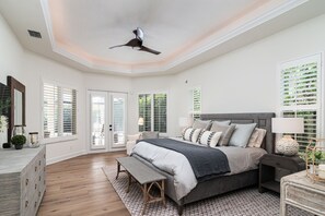 4 habitaciones, tabla de planchar con plancha, wifi y ropa de cama 