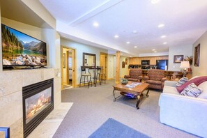 TV, fireplace, DVD player