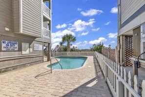 Pool - Oceanfront just Steps to the Beach - Short Drive to Dining/shops CC II 101 (Surfside Beach)