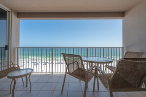 Outdoor dining - Island Princess 711 LAST DAY FOR SUMMER DISCOUNTS (Fort Walton Beach)