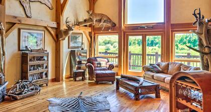 Stunning Silesia Home: Furnished Deck + River View