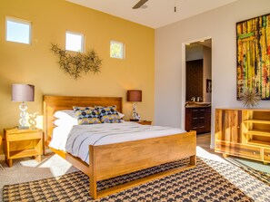 4 habitaciones, tabla de planchar con plancha, wifi y ropa de cama