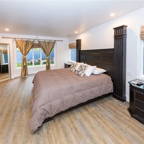 次の4日間はたったの$ 275です！