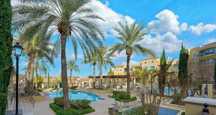 Angled Lake & Village View Retreat, Lake Las Vegas