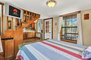3 bedrooms, iron/ironing board, WiFi, bed sheets - Secluded Cabin for 10 guests with Pool, Hot Tub, and Fire Pit (Wimberley)