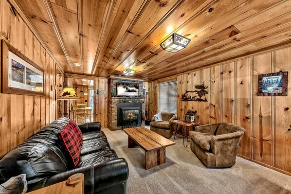 TV, fireplace, DVD player, stereo