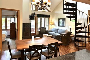 Smart TV, fireplace, DVD player, books