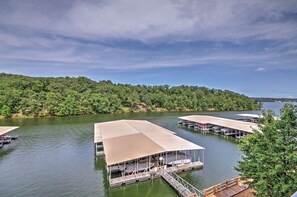 Marina - Tranquil Osage Beach Condo w/ Waterfront Decks! (Osage Beach)