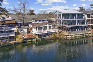 Exterior - Ocean Lakes Lakefront Palace - Private Hot Tub & Golf Cart Included! (Myrtle Beach)