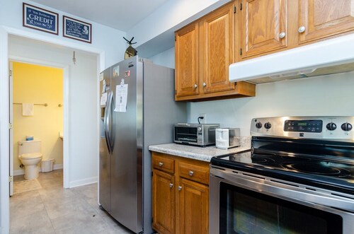 Perfecta casa unifamiliar en una tranquila calle sin salida a una cuadra del muelle