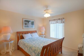 2 makuuhuonetta, silitysrauta/-lauta, ilmainen Wi-Fi, vuodevaatteet