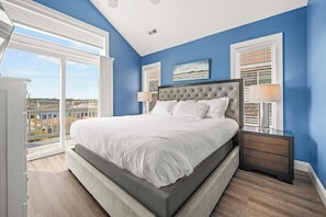 5 bedrooms, iron/ironing board, free WiFi, bed sheets