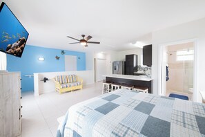 6 間睡房、房內夾萬、Wi-Fi、床單