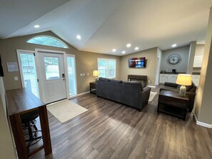 Smart TV, fireplace, offices