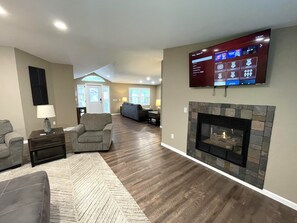 Smart TV, fireplace, offices