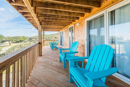 K1736 Harmaa hanhi. Uima-allas, poreallas, merinäköala, biljardipöytä, lemmikkieläimet OK, liinavaatteet!