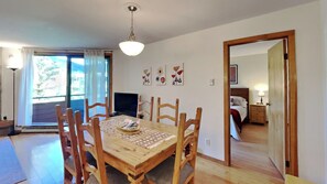 Dining - Charming condo in the heart of Dillon, providing both comfort and harmony. (Dillon)