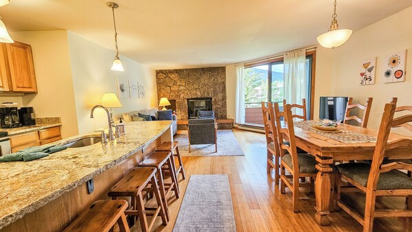 Interior - Charming condo in the heart of Dillon, providing both comfort and harmony. (Dillon)