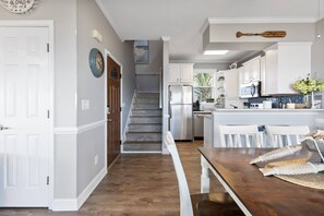 Fridge, microwave, dishwasher, coffee/tea maker - Sweet Carolina - Perfect Surfside Oceanfront Location! (Surfside Beach)