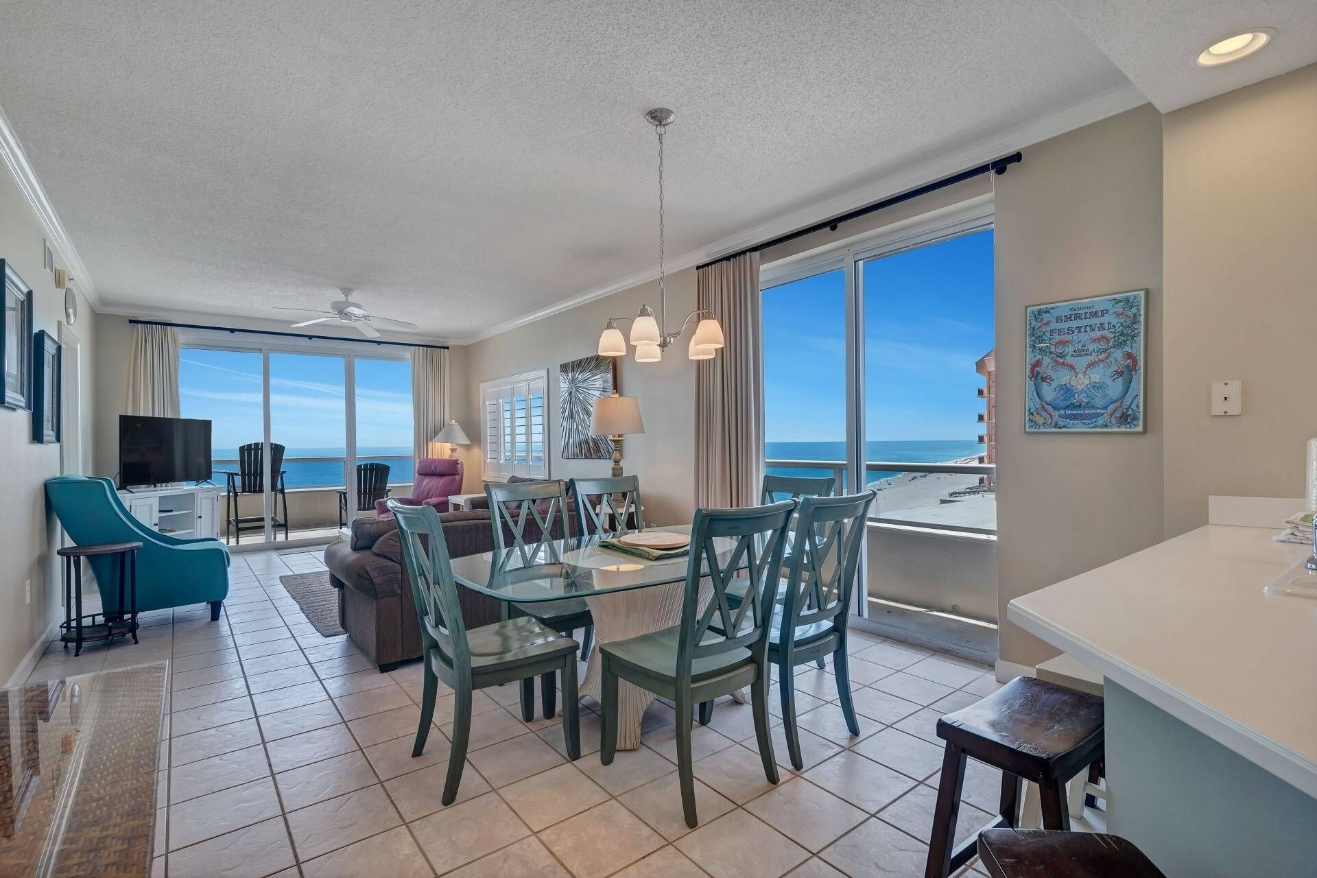 The Enclave 1007 ~ Breathtaking Views! In/Outdoor Pools, Tennis Court & $400 FREE Activities Daily