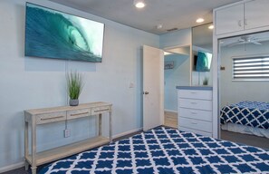 4 bedrooms, iron/ironing board, free WiFi, bed sheets