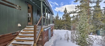 3 Mi to Ski Slopes! Hot Tub Haven in Breckenridge