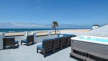 Bañera de hidromasaje exterior