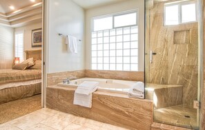 Combined shower/tub, hair dryer, bidet, towels