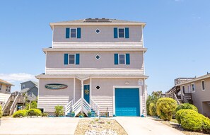 Exterior - Everybody Loves...Sand, Sun & Fun - KDH MP 5.5, Ocean View, 100 Yds to Beach, Pool, Flex Stays (Kill Devil Hills)
