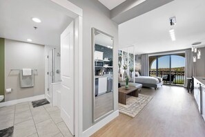 1 bedroom, desk, iron/ironing board, WiFi