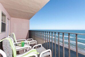 Property grounds - Inverness 1103 - Spacious penthouse;Unbeatable views;3rd-floor pool (South Padre Island)