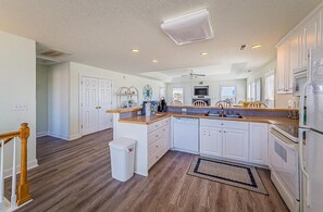 Fridge, microwave, oven, stovetop - Shell Town – Nags Head MP 16, Ocean View, 360 Yds to Beach, Pool, Hot Tub, Flex Stays (Nags Head)
