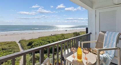 Penthouse Next to Pier with Amazing Oceanfront Views and Heated Pool