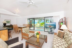 Televisio, stereot, tulostin