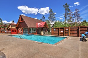Opvarmet pool