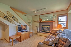 TV, fireplace, DVD player, music library