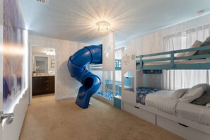 8 bedrooms, iron/ironing board, free WiFi, bed sheets
